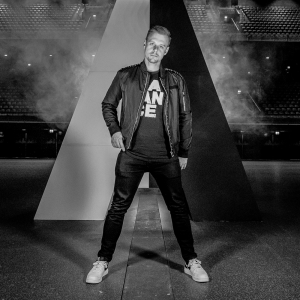 大神主场思路炸天全程150超燃气氛 (声光电音视频同步开场)