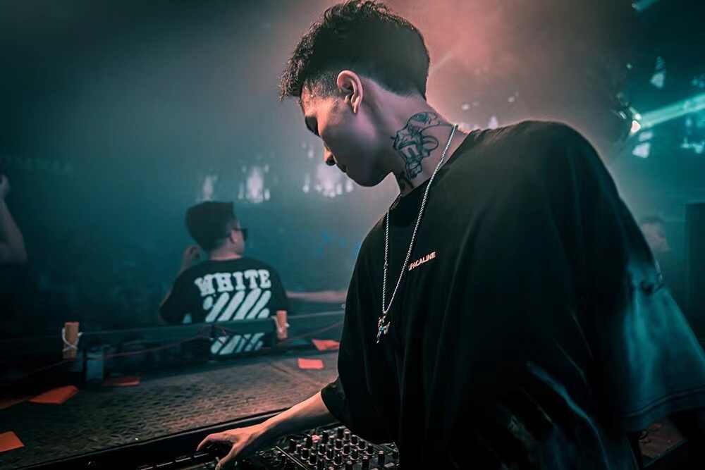 邓紫棋 - 多远都要在一起（ZooChiYoung BOOTLEG）